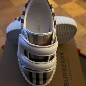 Kids Burberry Sneakers